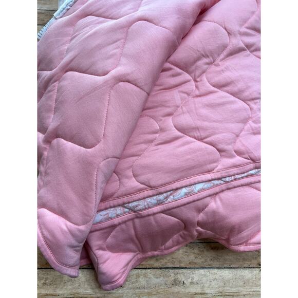 Posh Peanut Martina Pink Floral Bamboo Quilt - Picture 3 of 5